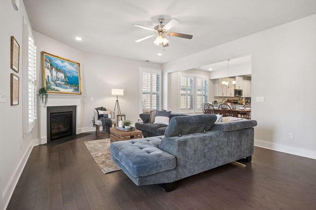 1116 Westlawn Blvd, Murfreesboro, TN 37128