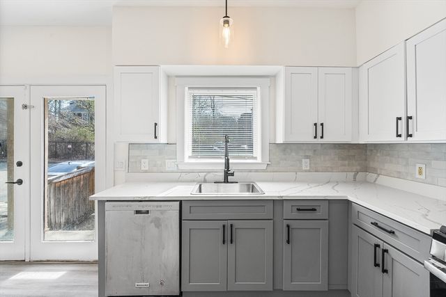 218 Humboldt Ave 218, Boston, MA 02121