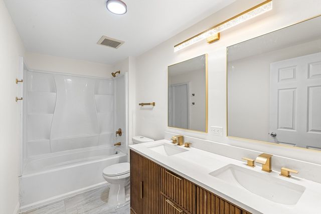 218 Humboldt Ave 218, Boston, MA 02121