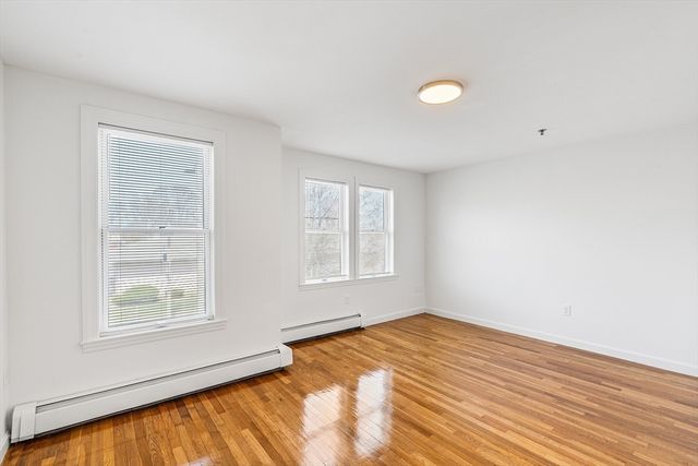 218 Humboldt Ave 218, Boston, MA 02121