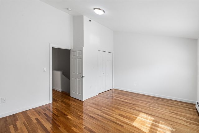 218 Humboldt Ave 218, Boston, MA 02121