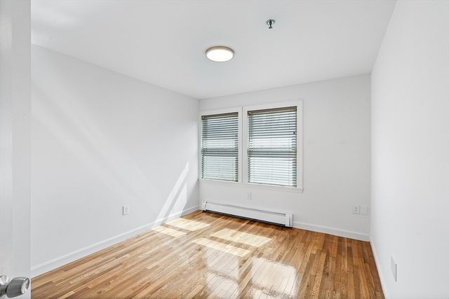 218 Humboldt Ave 218, Boston, MA 02121