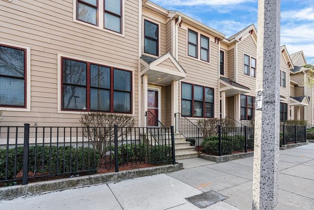218 Humboldt Ave 218, Boston, MA 02121