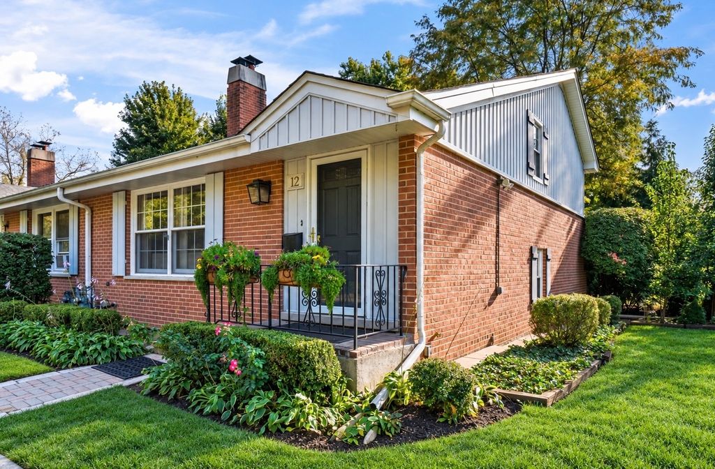 12 Robin Hood Lane, Northfield, IL 60093 — exterior