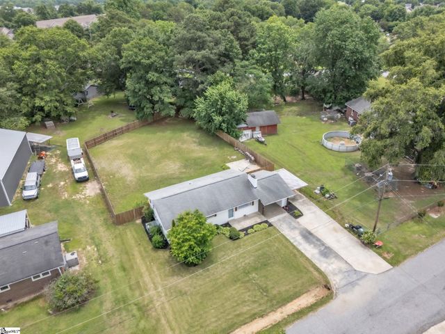 102 Dianne Avenue, Simpsonville, SC 29681