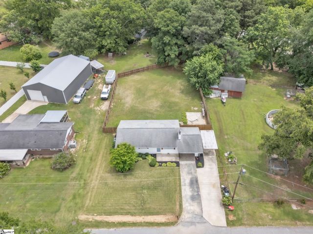 102 Dianne Avenue, Simpsonville, SC 29681