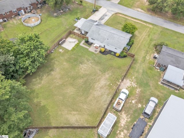 102 Dianne Avenue, Simpsonville, SC 29681