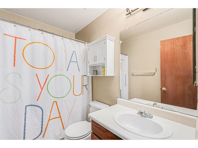 13337 Elizabeth Ct, Thornton, CO 80241