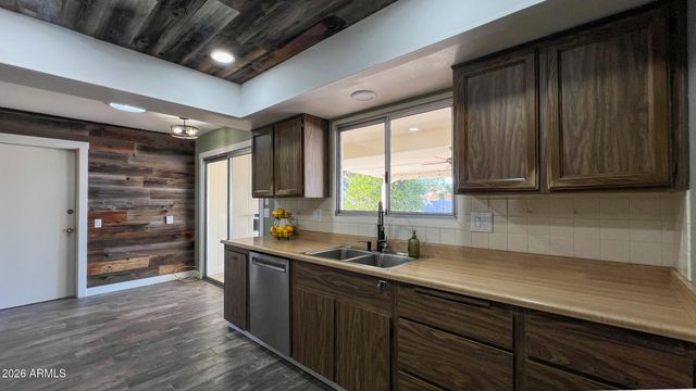 12418 W SONNET Drive, Sun City West, AZ 85375