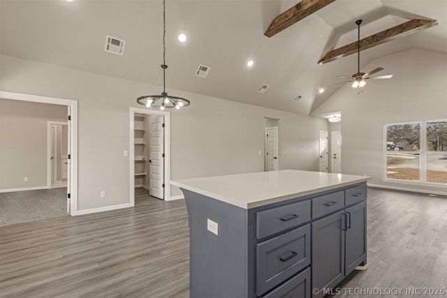 600 S Division Street, Coweta, OK 74429