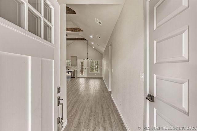 600 S Division Street, Coweta, OK 74429