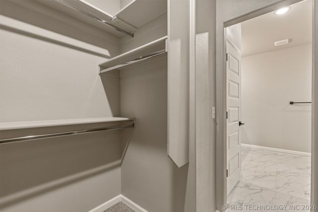 600 S Division Street, Coweta, OK 74429