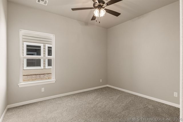 600 S Division Street, Coweta, OK 74429