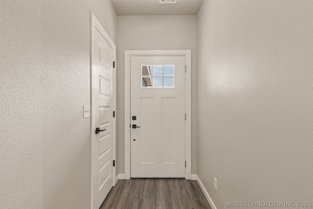 600 S Division Street, Coweta, OK 74429