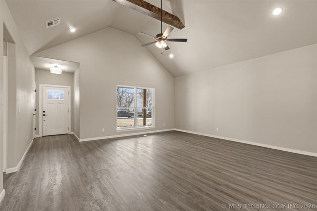 600 S Division Street, Coweta, OK 74429