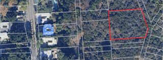 1689 N Wild Rose Lane, Los Angeles, CA 90077