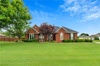 3857 Saulsbury Street, Springdale, AR 72762
