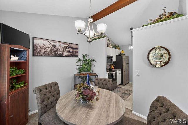974 Windstream Drive 38, St Peters, MO 63376