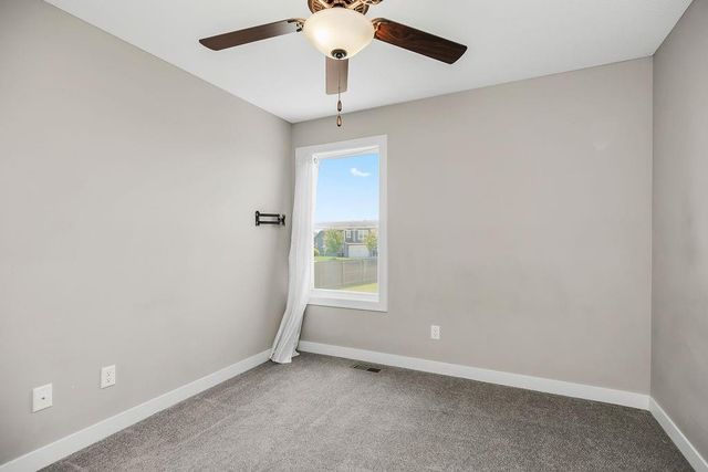 1524 N 156th Street, Basehor, KS 66007