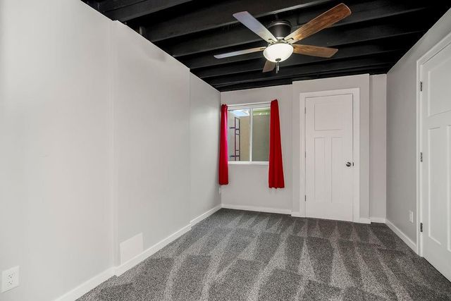 1524 N 156th Street, Basehor, KS 66007