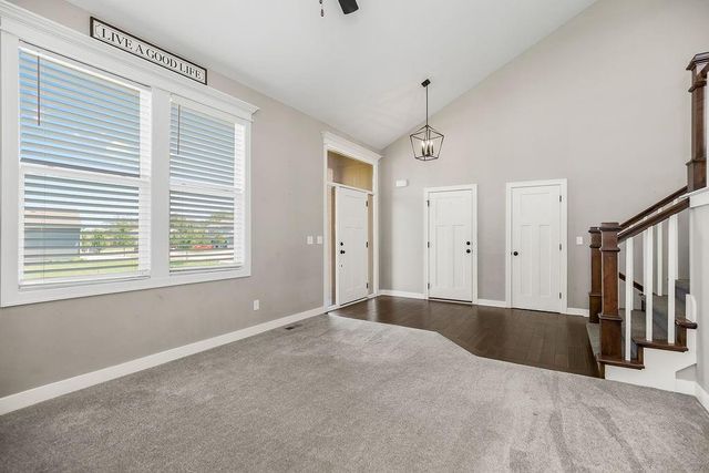 1524 N 156th Street, Basehor, KS 66007