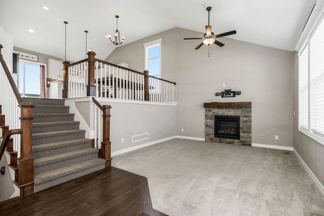1524 N 156th Street, Basehor, KS 66007