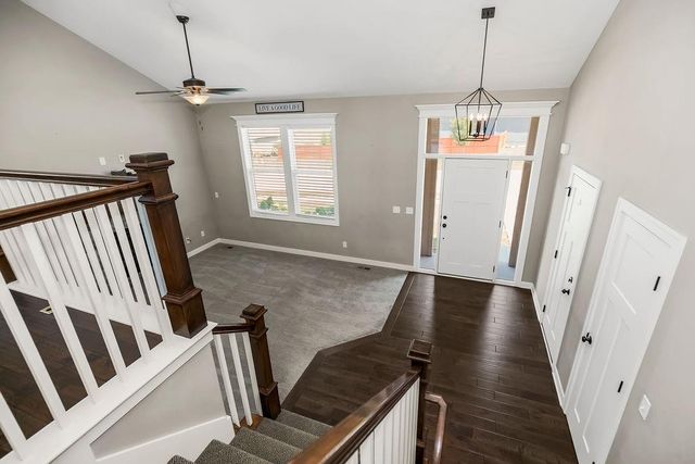 1524 N 156th Street, Basehor, KS 66007