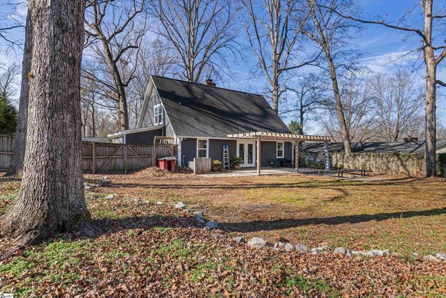 404 Gray Fox Square, Taylors, SC 29687