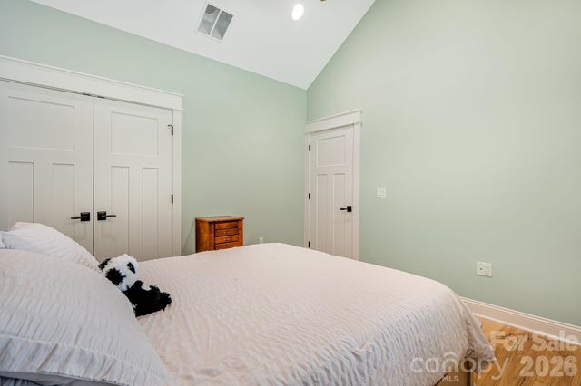 30 Shipman Parkway, Flat Rock, NC 28731