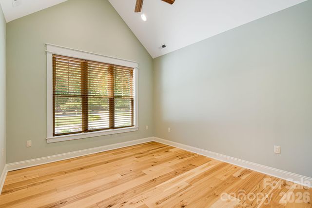 30 Shipman Parkway, Flat Rock, NC 28731