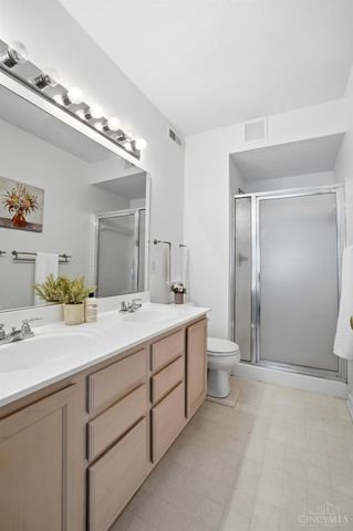 101 Postoak Lane, Milford, OH 45150