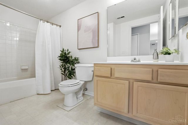 101 Postoak Lane, Milford, OH 45150