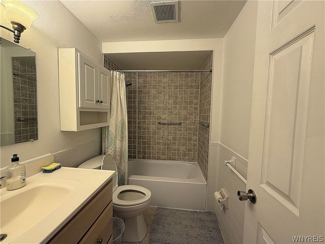 73 Henel Avenue 5, Amherst, NY 14226