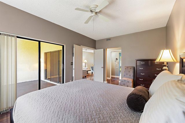 6503 SE Williamsburg Drive 104, Hobe Sound, FL 33455