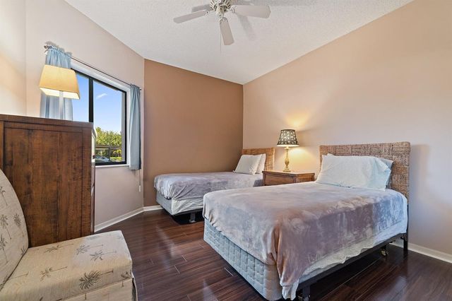 6503 SE Williamsburg Drive 104, Hobe Sound, FL 33455