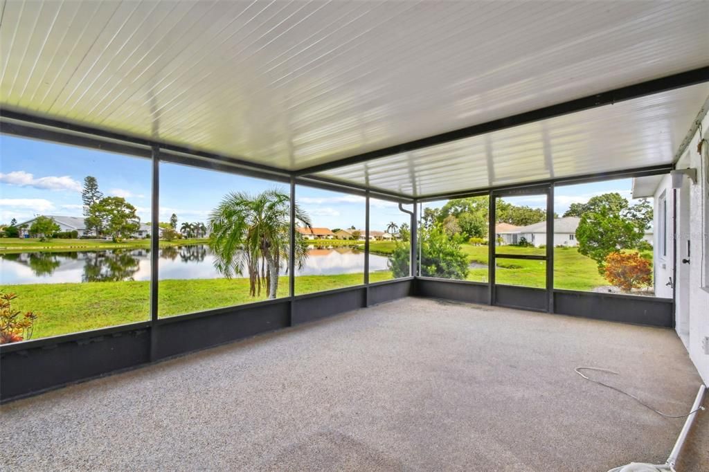 912 E DEL WEBB BOULEVARD, Sun City Center, FL 33573