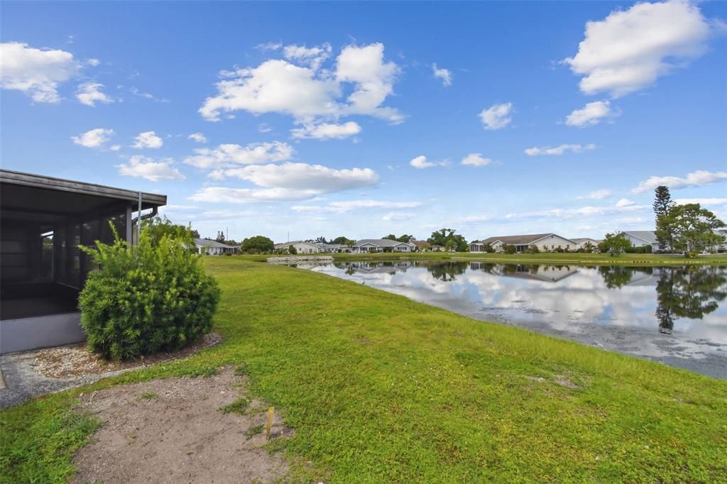 Image 27 of property listing at 912 E DEL WEBB BOULEVARD, Sun City Center, FL 33573