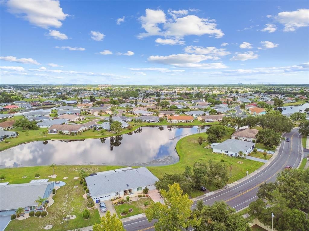 Image 28 of property listing at 912 E DEL WEBB BOULEVARD, Sun City Center, FL 33573