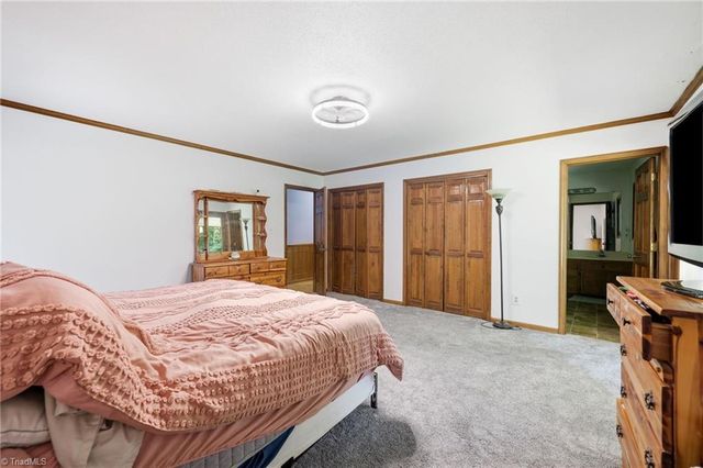 160 Puck Lane, Thomasville, NC 27360
