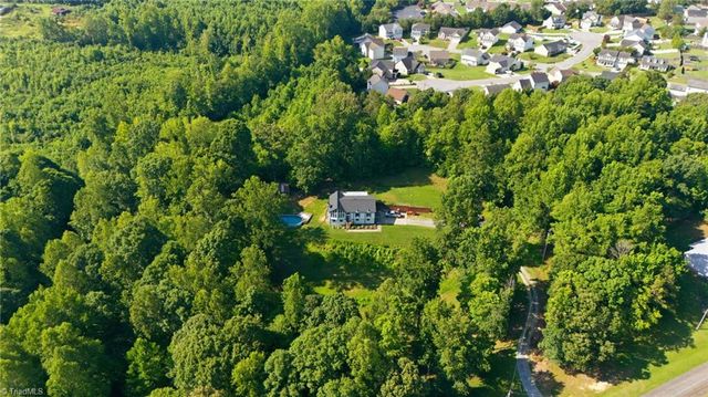 160 Puck Lane, Thomasville, NC 27360