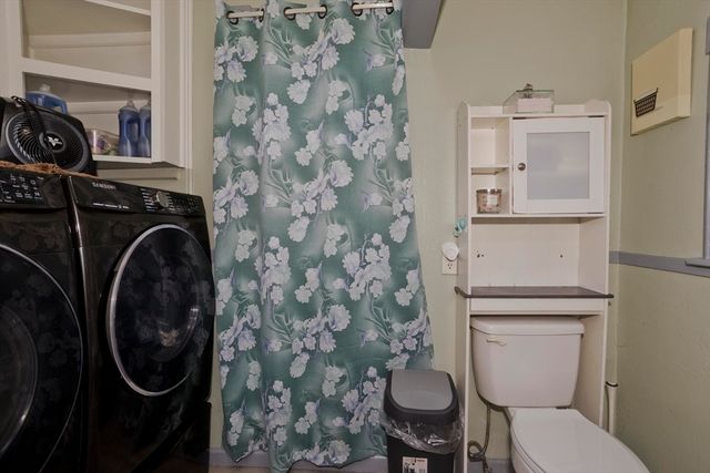 41 Embury St, Springfield, MA 01109