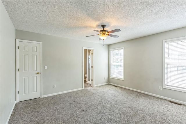 1010 N Clinton Street, Olathe, KS 66061