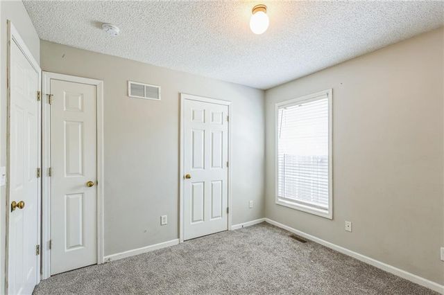 1010 N Clinton Street, Olathe, KS 66061