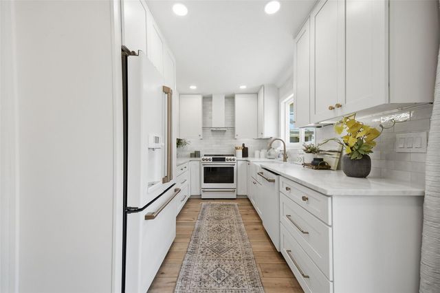 921 CORNELIUS AVENUE, Tampa, FL 33603