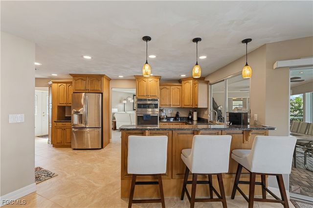 1011 S Town And River DR, Fort Myers, FL 33919