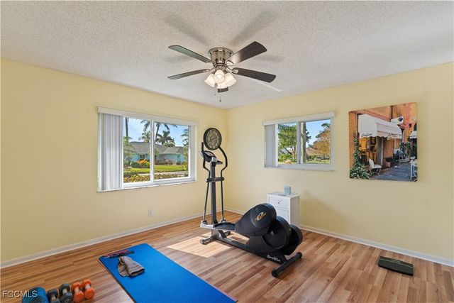 1011 S Town And River DR, Fort Myers, FL 33919