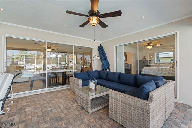 1011 S Town And River DR, Fort Myers, FL 33919