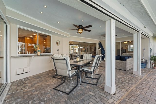 1011 S Town And River DR, Fort Myers, FL 33919