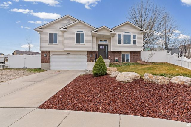 6976 S KOKOPELLI CT, West Jordan, UT 84081
