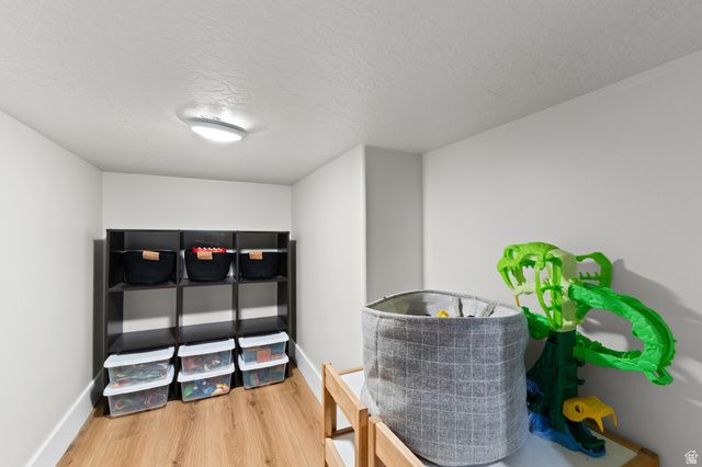 6976 S KOKOPELLI CT, West Jordan, UT 84081